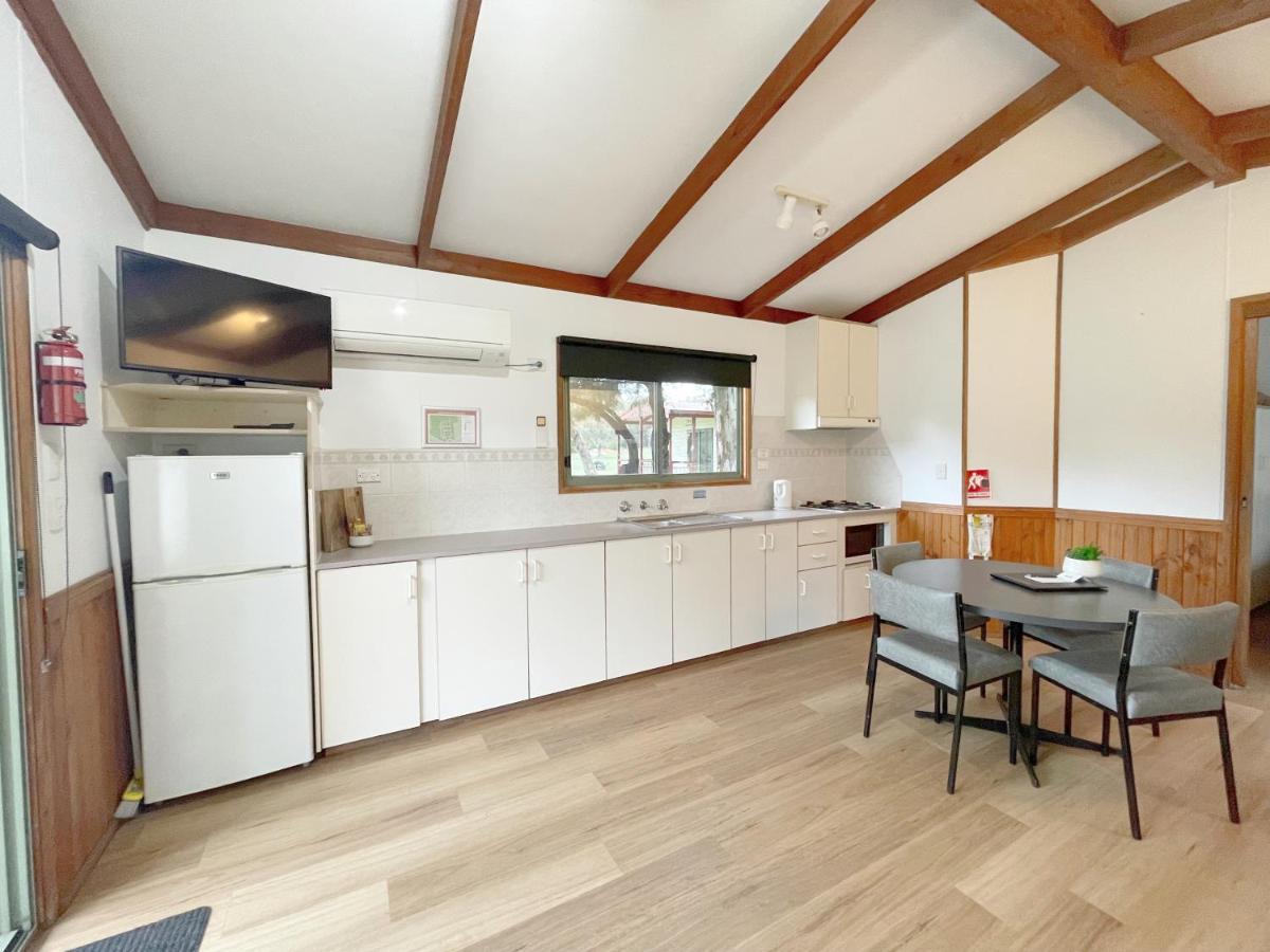 Breeze Holiday Parks - Grampians Halls Gap Bagian luar foto