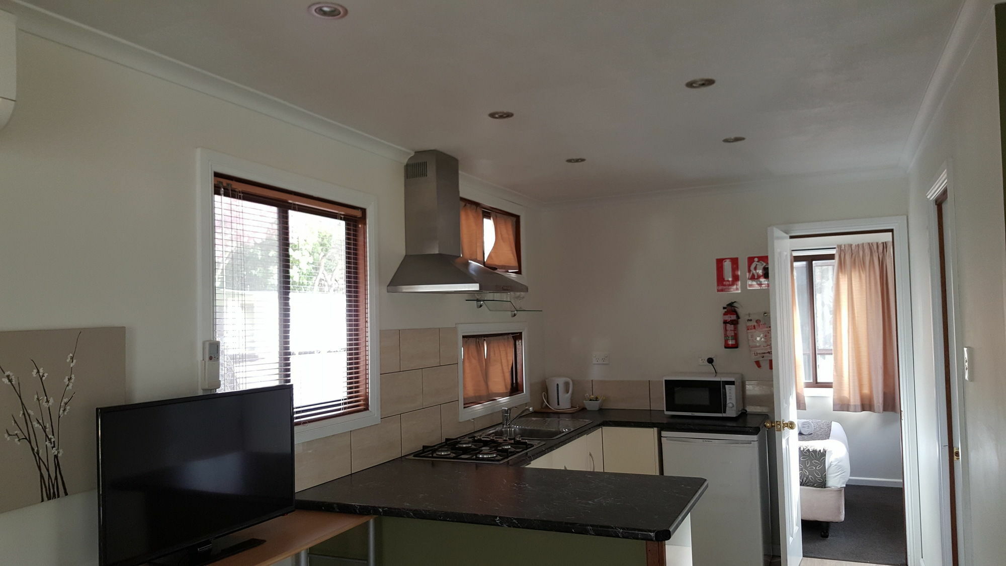 Breeze Holiday Parks - Grampians Halls Gap Bagian luar foto